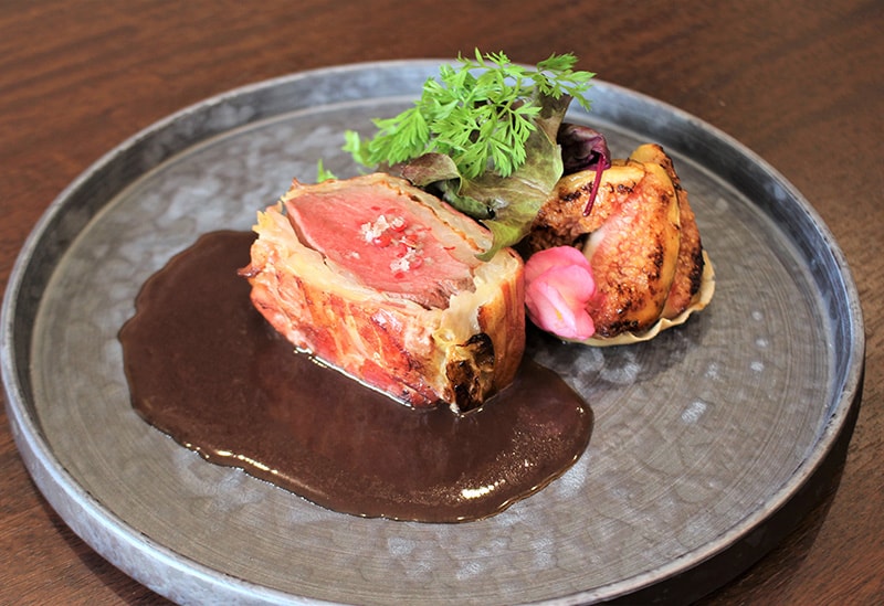 名もなき「幸せの6席レストラン」