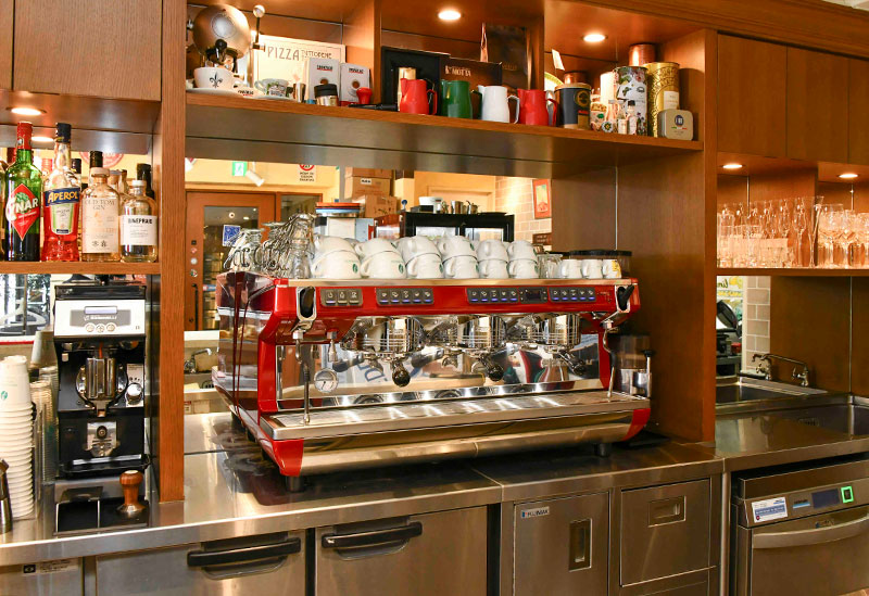 イル・バール ピエトレ・プレツィオーゼ