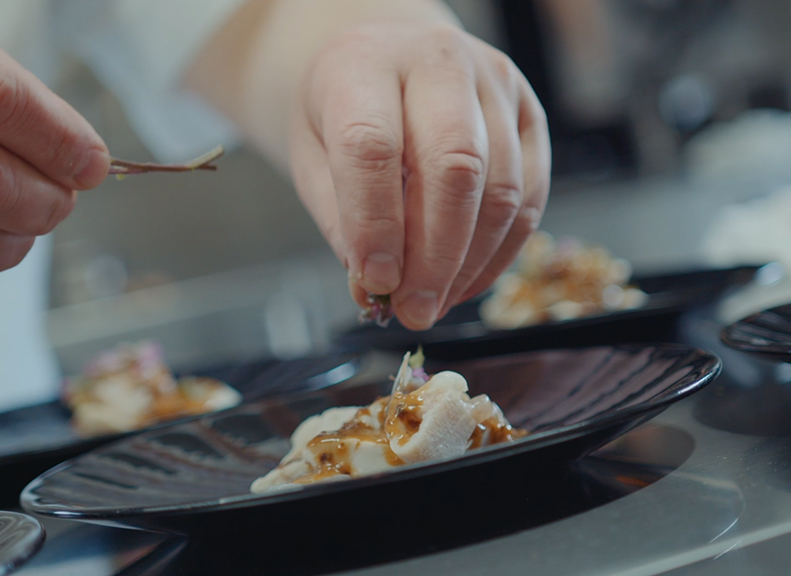 豪華的設計空間中品嚐一流的饗宴