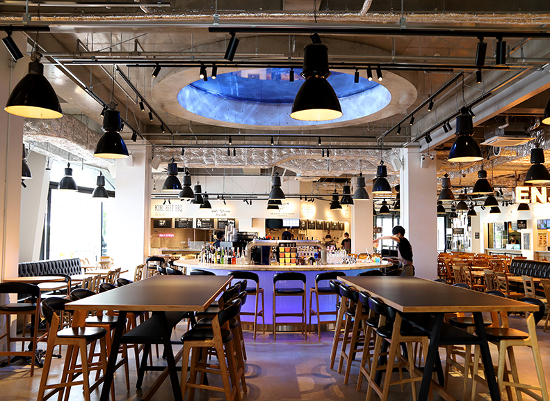 用餐或休息放鬆下一代美食廣場