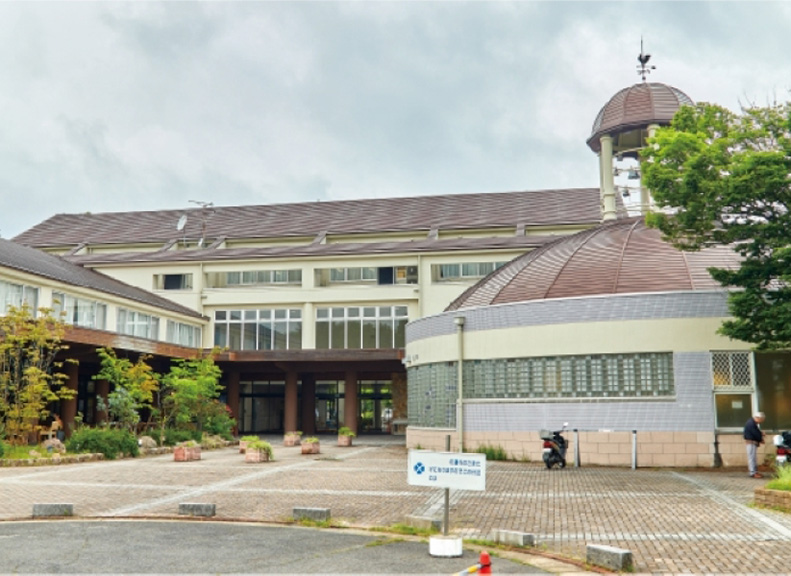 一日遊入浴和用餐可提供住宿的綜合設施