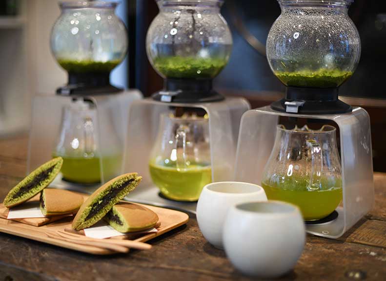 完成的茶具是世界上唯一的