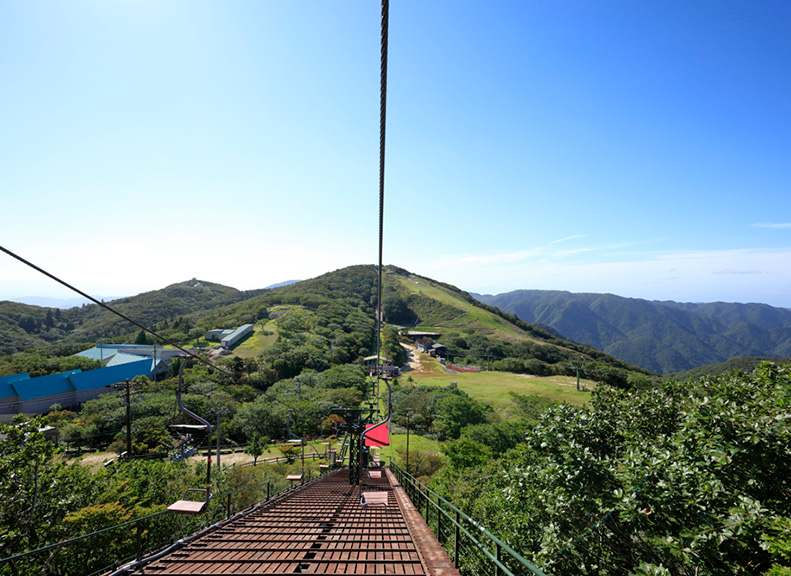 以各自喜歡的風格盡情享受的山頂區域