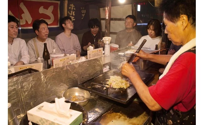 也能享受與攤販客人交流的樂趣