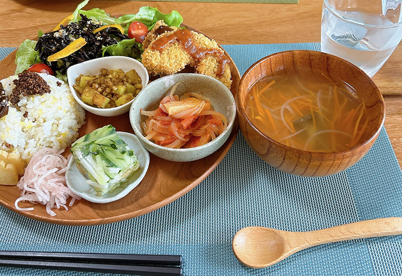 菜食カフェ ease