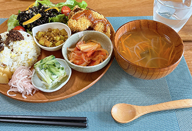 菜食カフェ ease