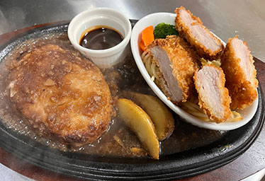 ハンバーグ　アッシェ