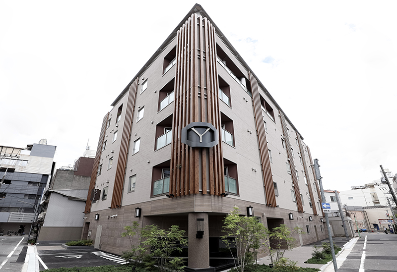 Y-HOTEL