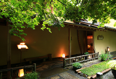 割烹旅館　清風園