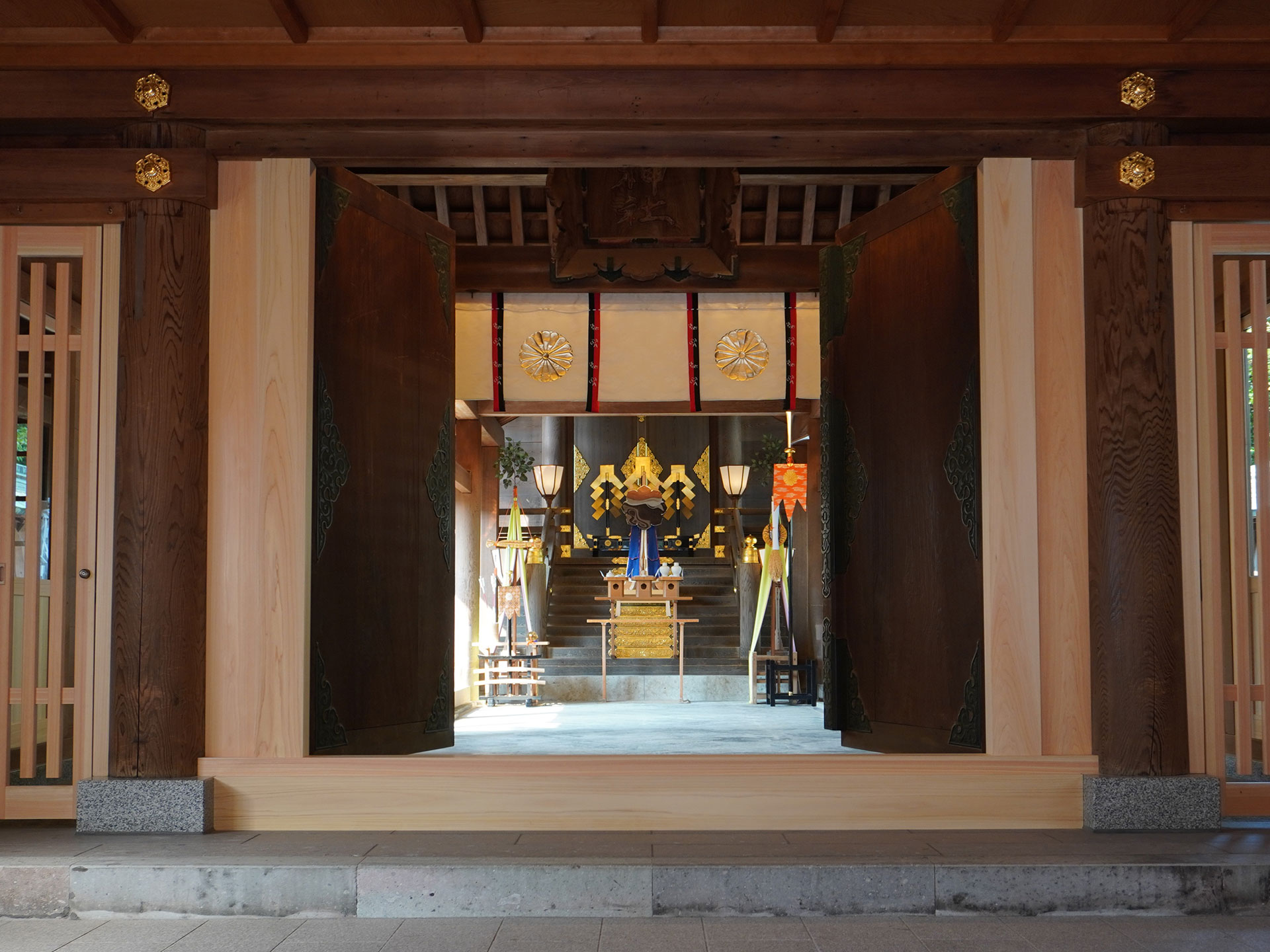 越中総鎮守一宮　射水神社