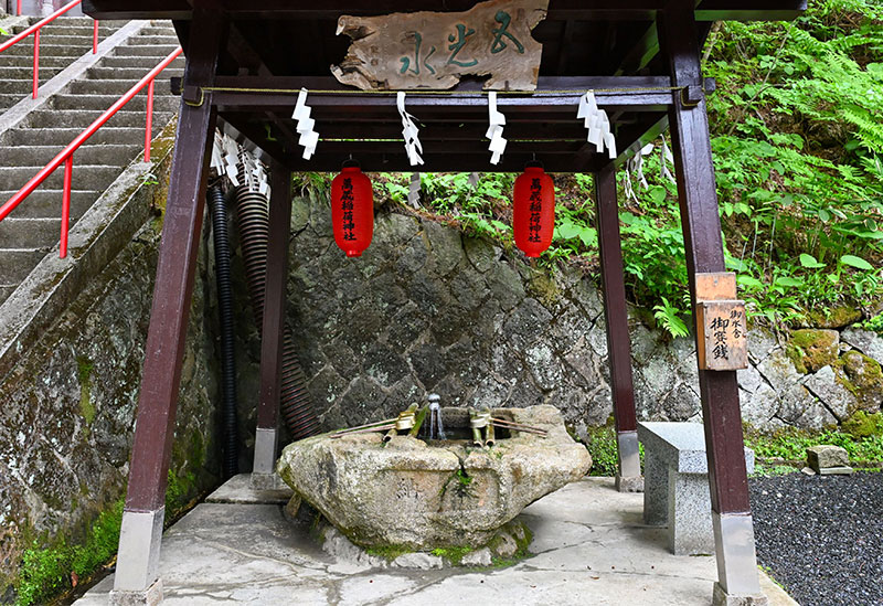 萬蔵稲荷神社