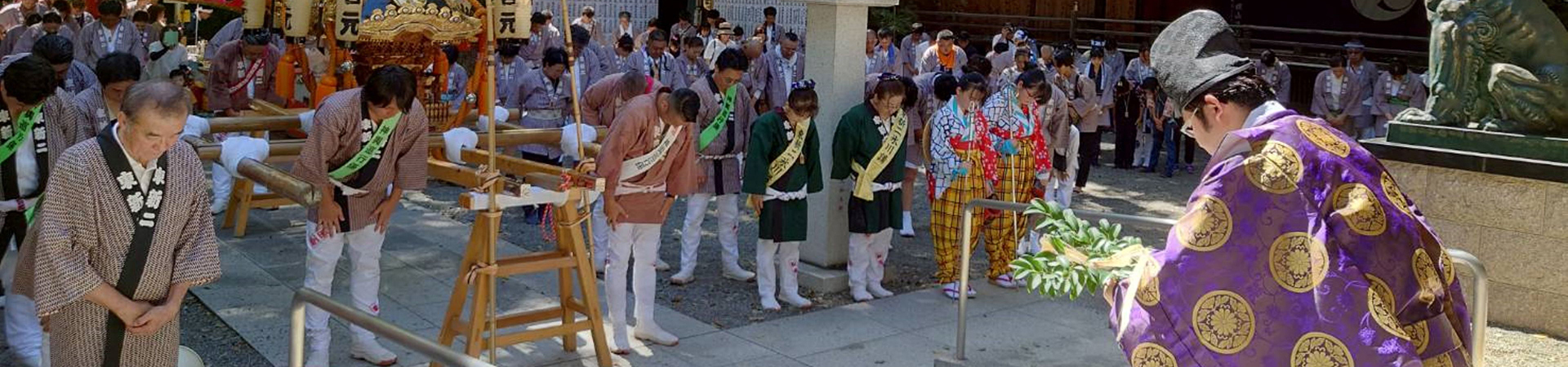 東新町冰川神社