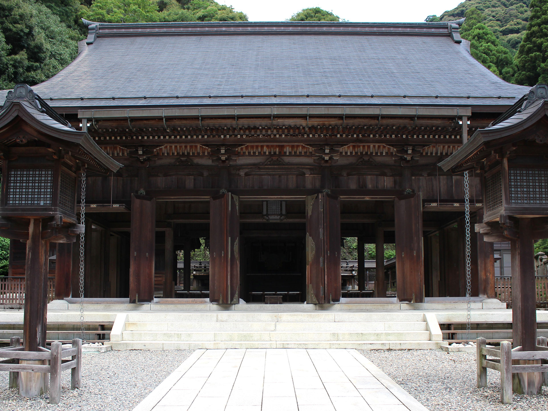 伊奈波神社