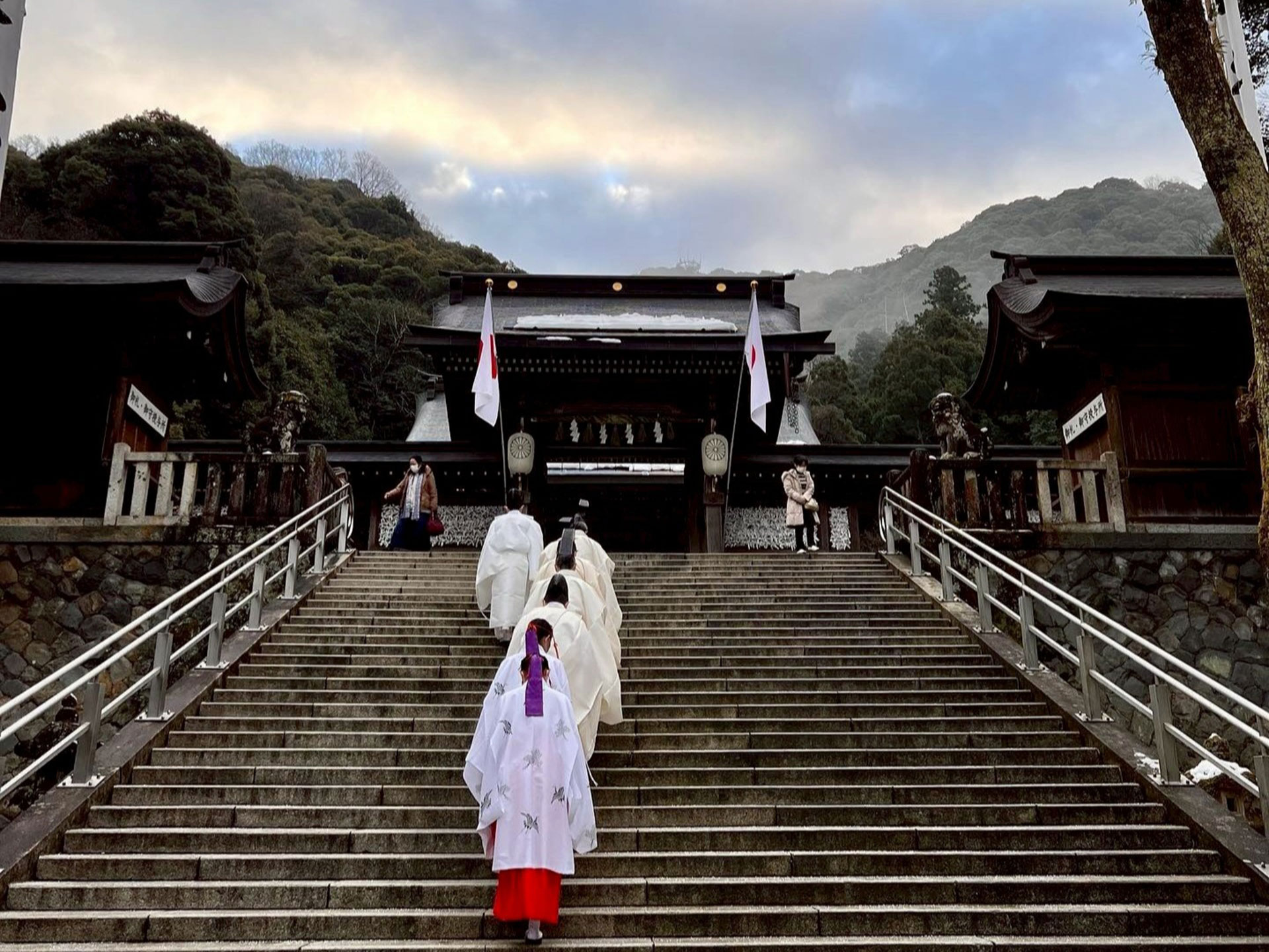 伊奈波神社