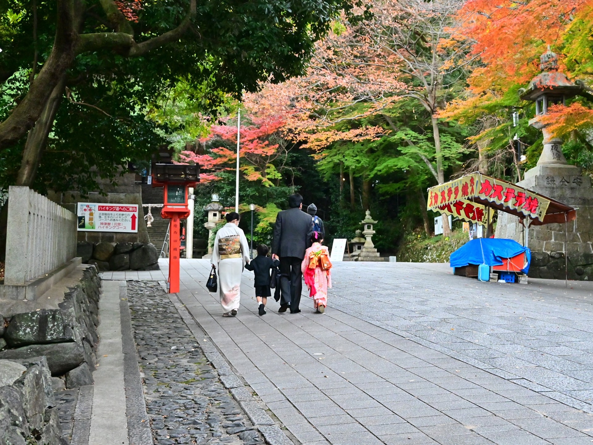 枚岡神社