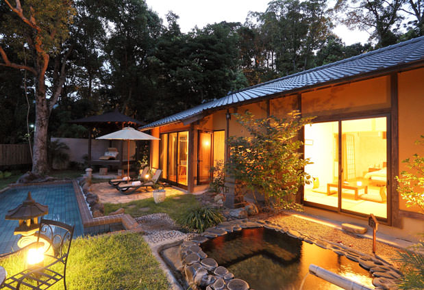 温泉水プール&夫婦露天風呂の離れ宿 悠離庵